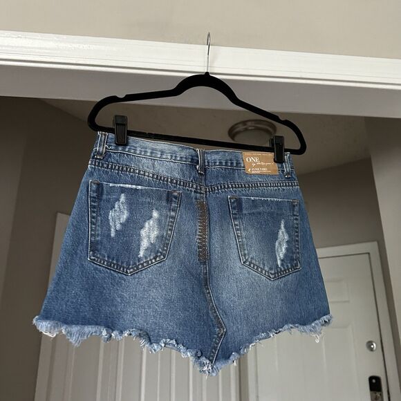 One Teaspoon Denim Mini Skirt Distressed Size 27 US 4 Button Fly Blue y2k - Picture 3 of 13